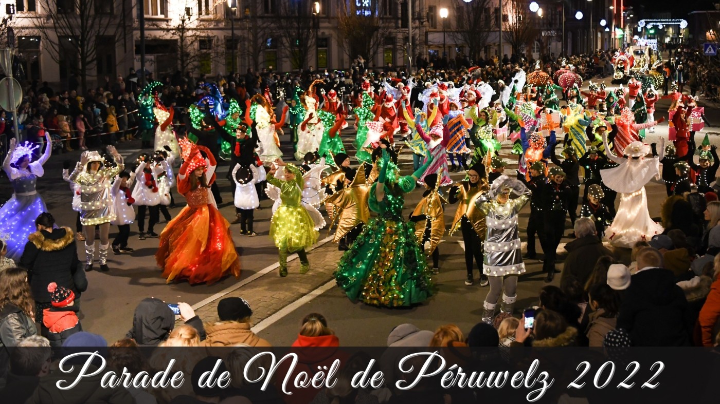 Péruwelz en Fête Parade féérique et lumineuse Petit Papa Noël La